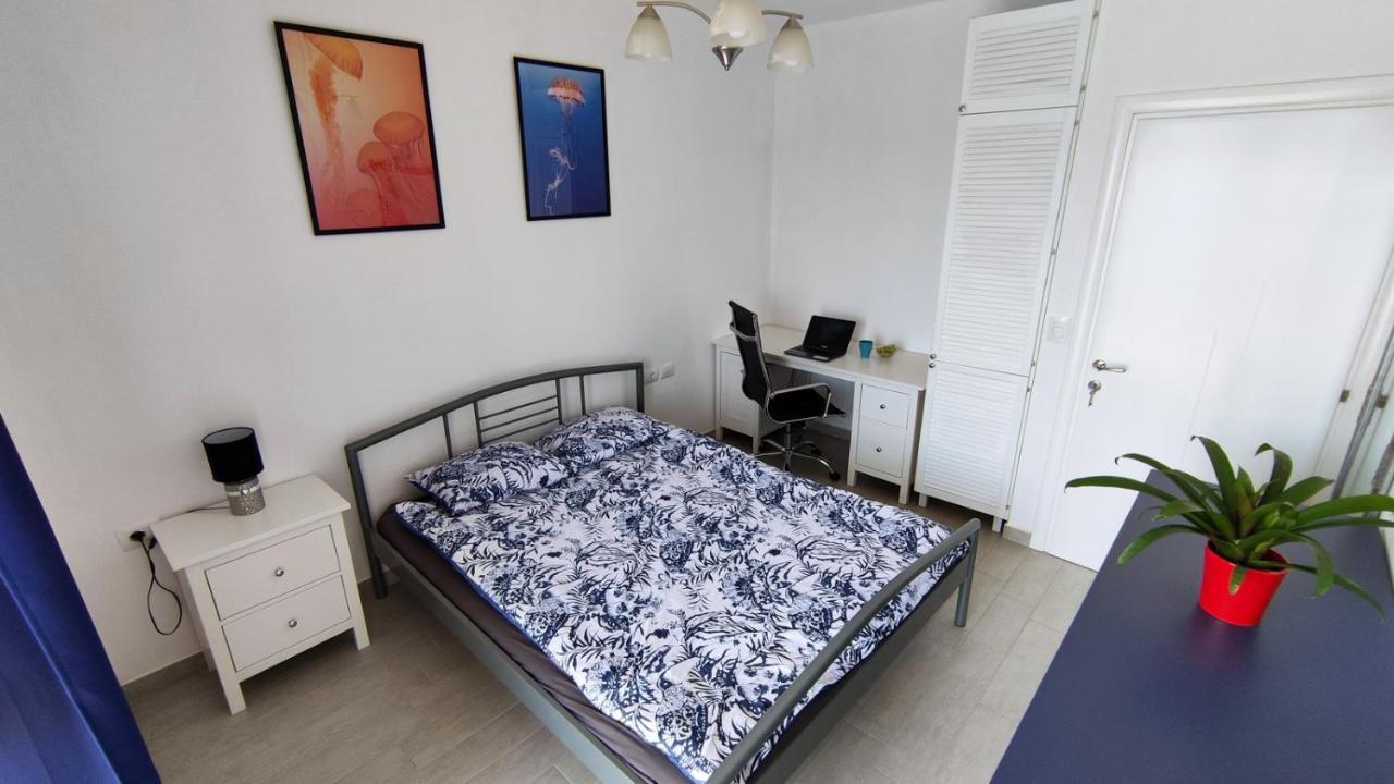 Nautilus Apartment Premium Sarande Bagian luar foto